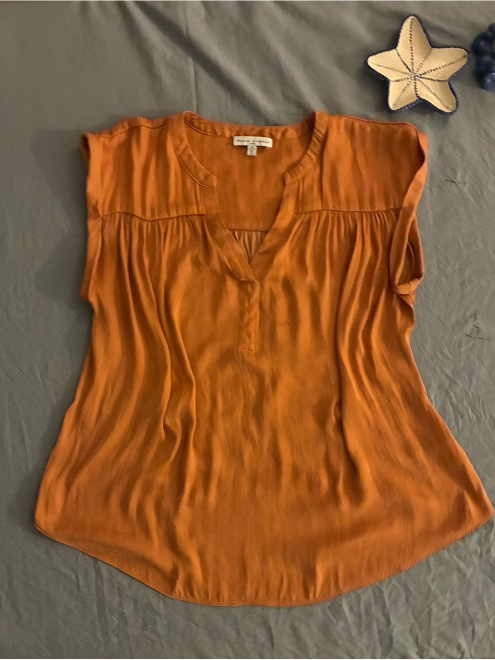 Maison d’Amelie Burnt Orange Split V-Neck Cap Sleeve Top